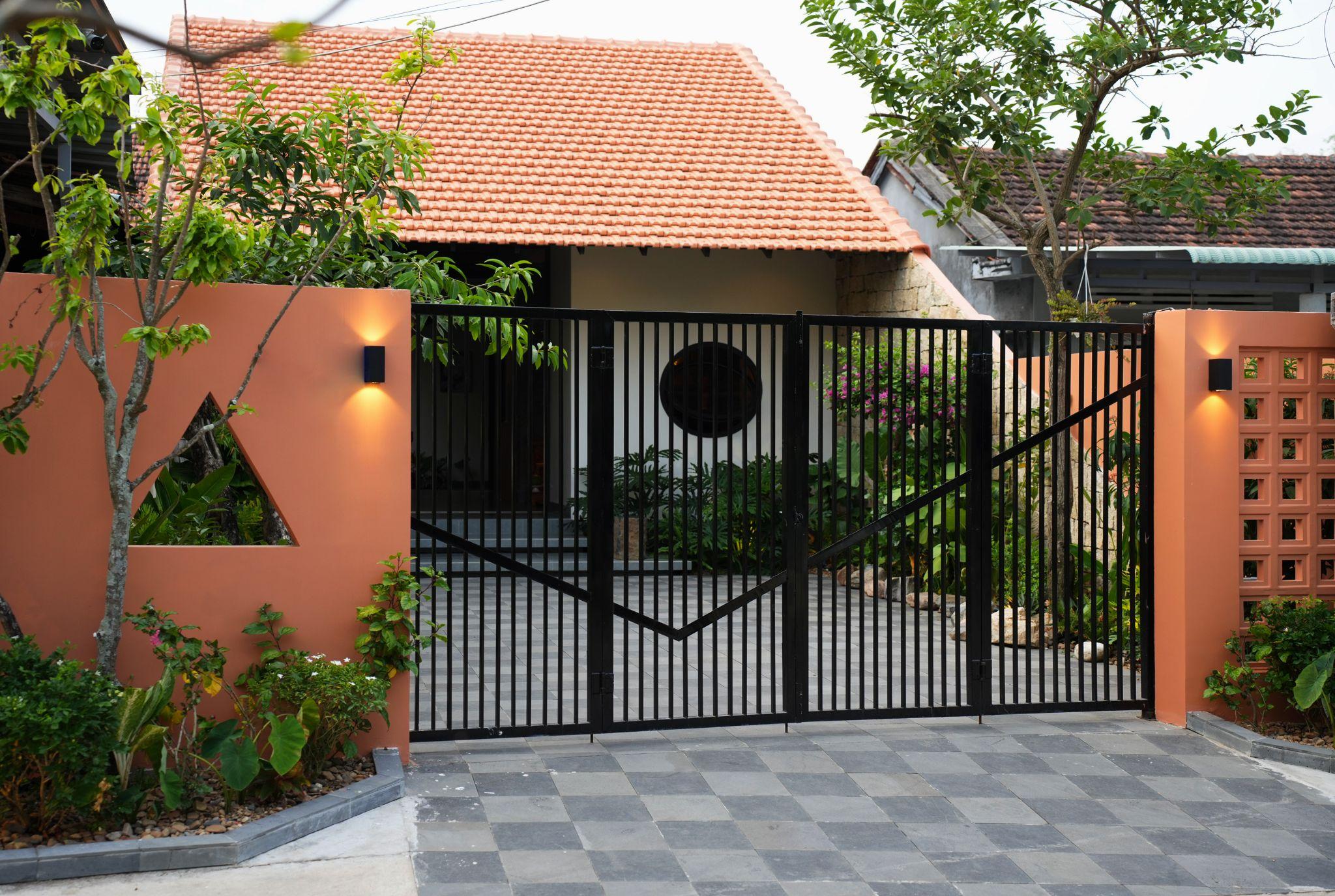 CT HOUSE - Giá trị bền vững của truyền thống và thiên nhiên
