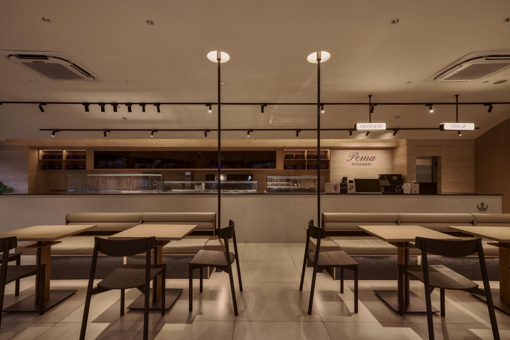pema-patisserie-tai-cau-truc-nha-pho-goc-duong-thanh-khong-gian-banh-ca-phe-duong-dai-delicate-decor-vietnam_9.jpg